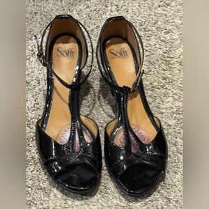 Sofft women’s Black Patent Leather Heels peep toe buckle ankle strap size 11